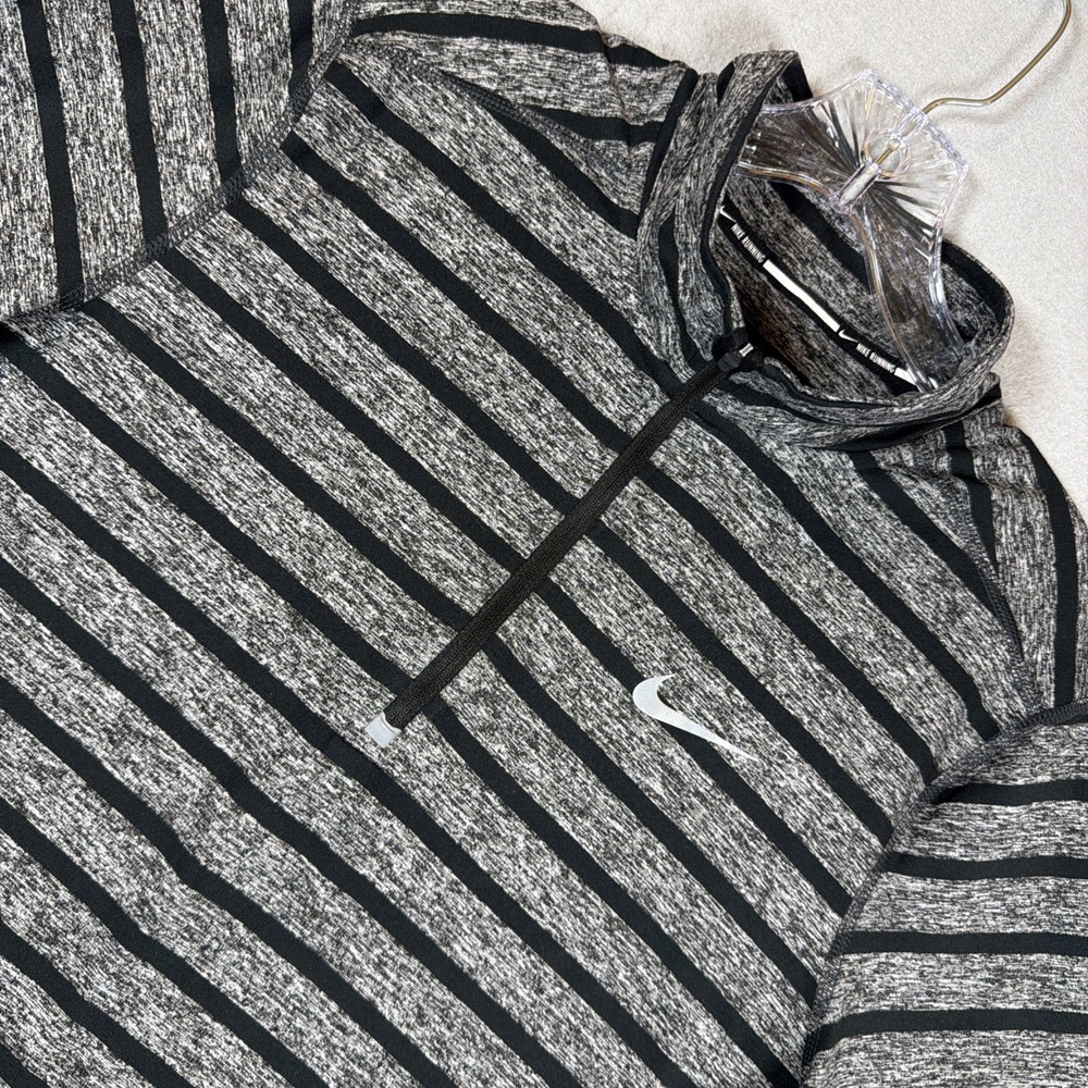 Nike Running Element Dri-FIT Men Half Zip Pullover Striped Gray Black Small